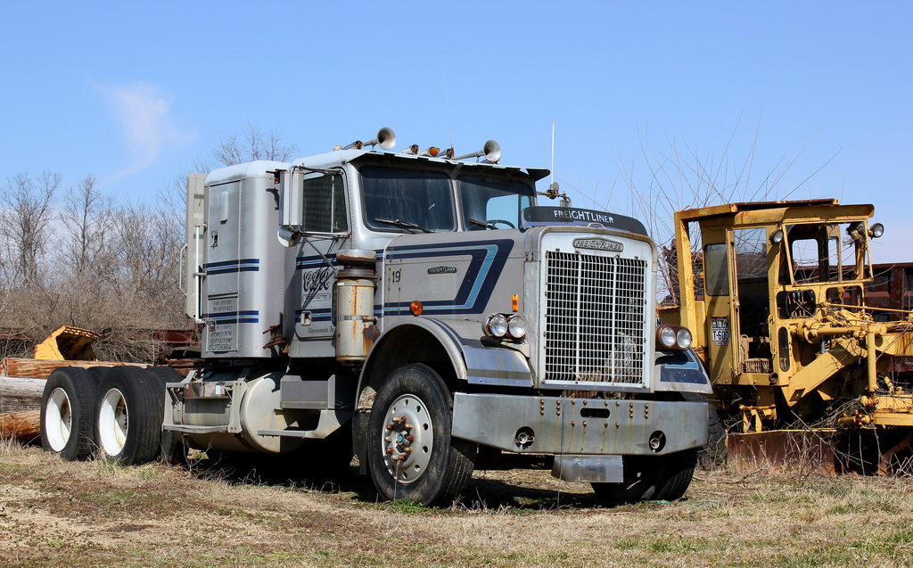 Semi-Trucks of the 1950s - sagin workshop car manuals,repair books